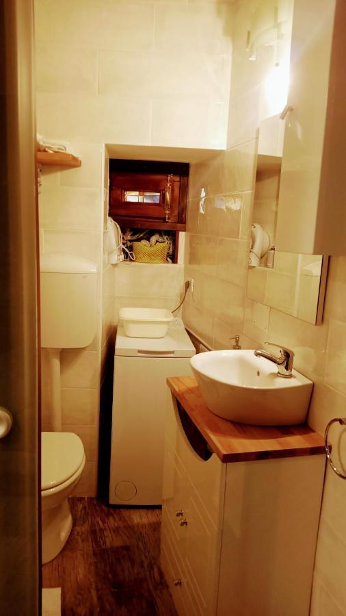 La Casa Di Maya Sassari Buitenkant foto