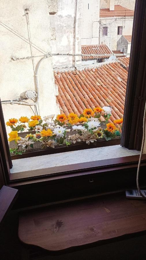 La Casa Di Maya Sassari Buitenkant foto