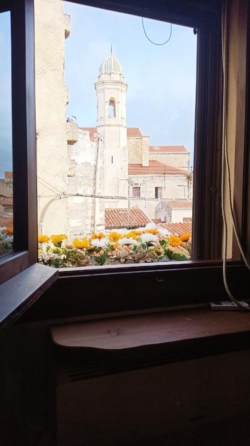 La Casa Di Maya Sassari Buitenkant foto