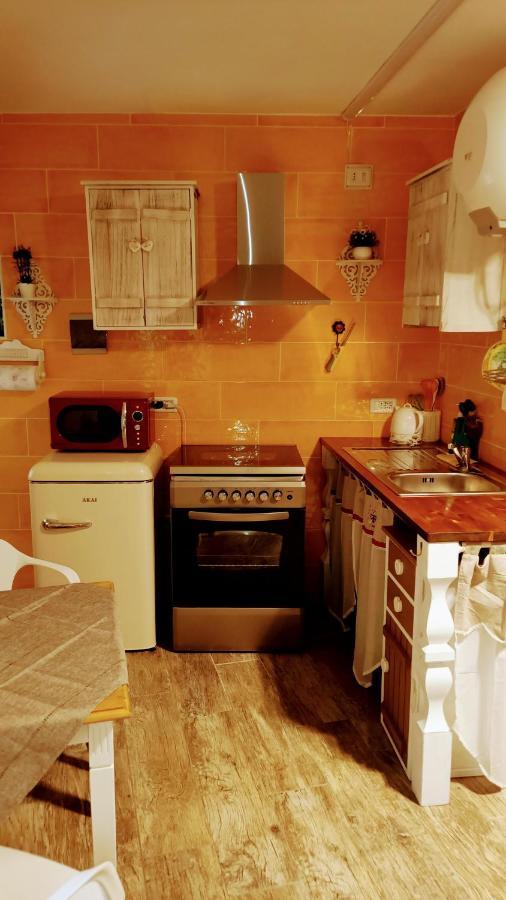 La Casa Di Maya Sassari Buitenkant foto