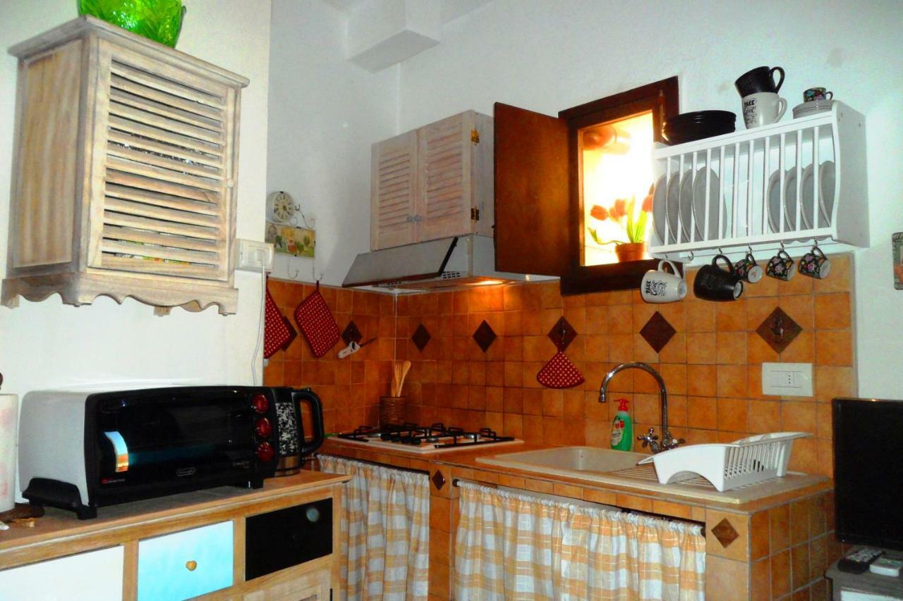 La Casa Di Maya Sassari Buitenkant foto